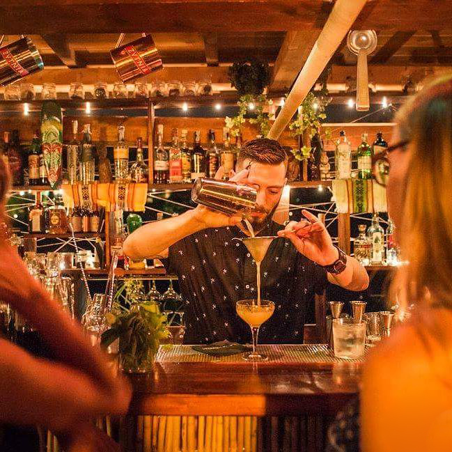 lavoro bartender