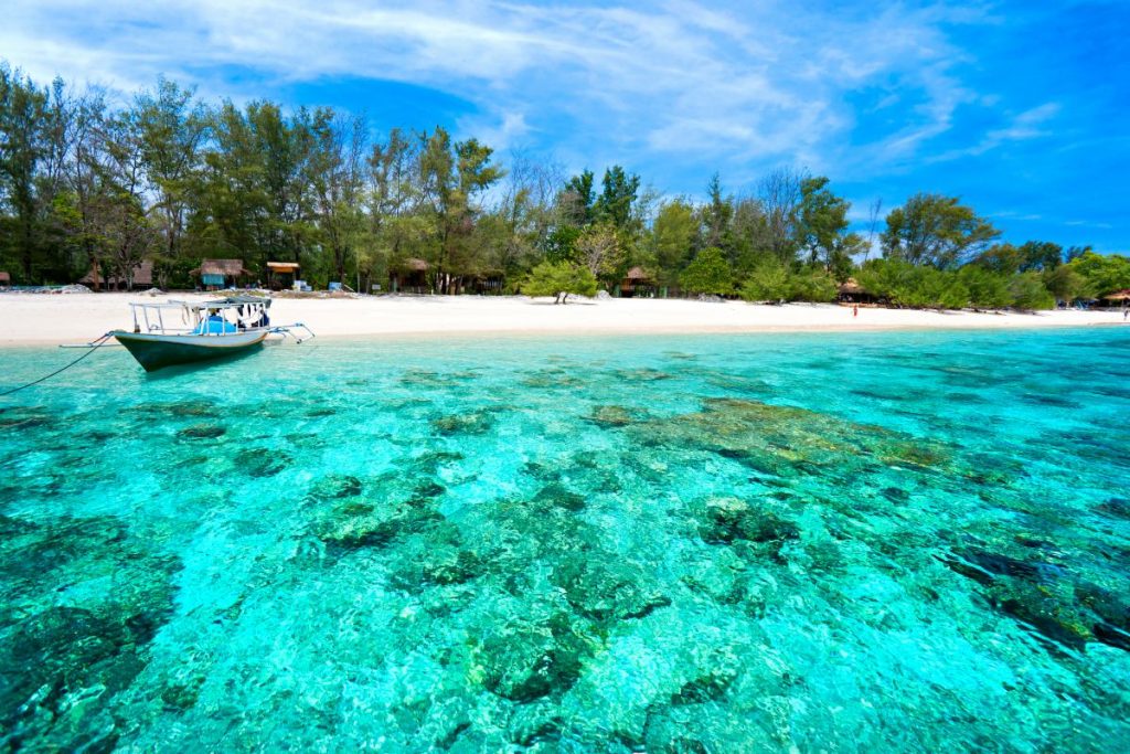 lavorare in indonesia come barman
